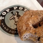 Infobox_sfo_amywhiggins_toppot