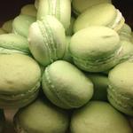 Infobox_sfo_justex07_lepanier_macarons